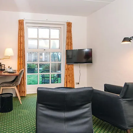 Fanobad Lavish Near